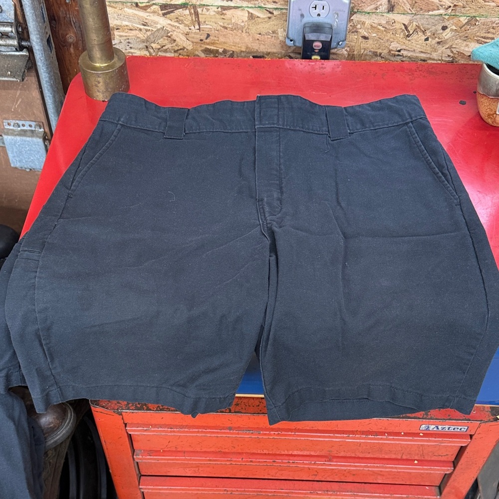 2 Pair of Dickies Flex Men's Shorts (Relaxed Fit) size 38